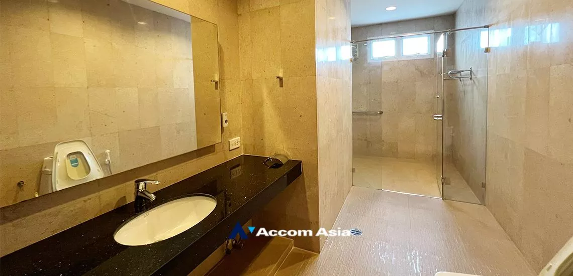 32  3 br Apartment For Rent in Sathorn ,Bangkok MRT Khlong Toei at Privacy One Unit per Floor 1414996
