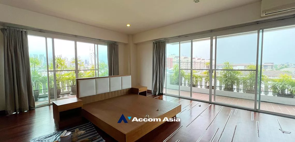 25  3 br Apartment For Rent in Sathorn ,Bangkok MRT Khlong Toei at Privacy One Unit per Floor 1414996