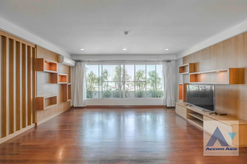 4  3 br Apartment For Rent in Sathorn ,Bangkok MRT Khlong Toei at Privacy One Unit per Floor 1414997