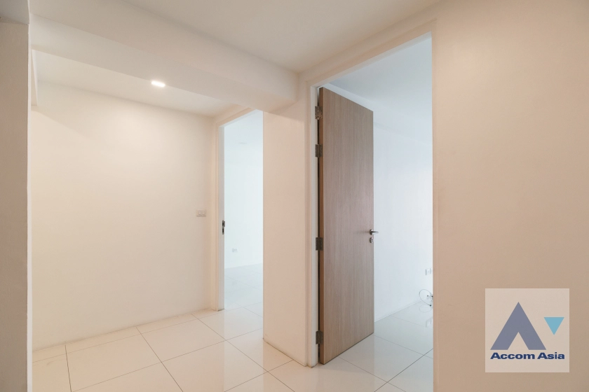 23  3 br House for rent and sale in Sukhumvit ,Bangkok BTS Nana 1715007