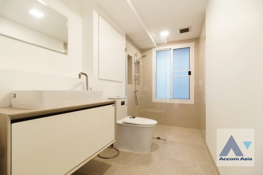 29  3 br House for rent and sale in Sukhumvit ,Bangkok BTS Nana 1715007