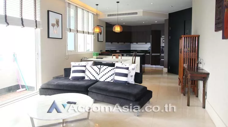  2 Bedrooms  Condominium For Rent in Silom, Bangkok  near BTS Chong Nonsi - BRT Arkhan Songkhro (1515031)