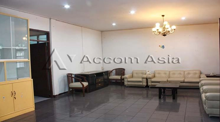 7  3 br House For Rent in New Phetchaburi ,Bangkok  1715041