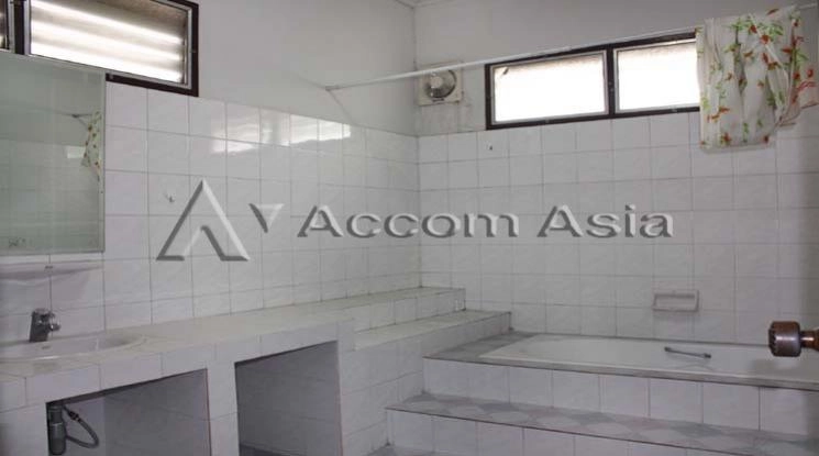 9  3 br House For Rent in New Phetchaburi ,Bangkok  1715041