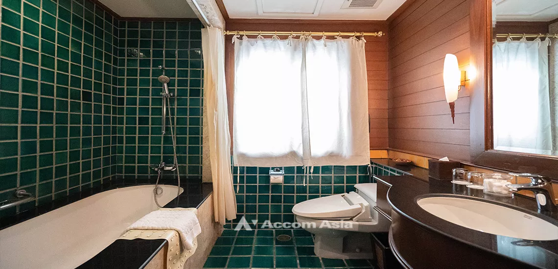 11  2 br House For Rent in Sukhumvit ,Bangkok BTS Phrom Phong at Unique Thai House 1715059