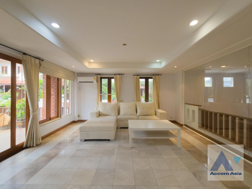 4  3 br Townhouse For Rent in Sukhumvit ,Bangkok BTS Phrom Phong at Villa 49 1815087