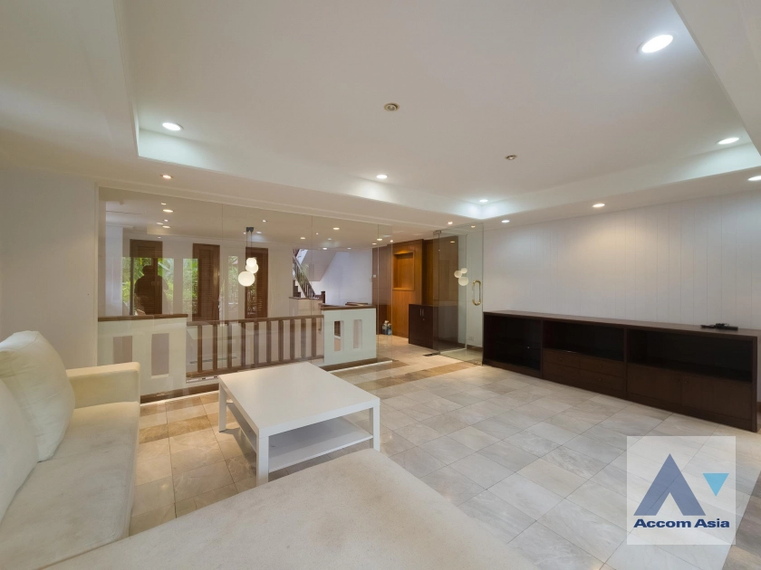  1  3 br Townhouse For Rent in Sukhumvit ,Bangkok BTS Phrom Phong at Villa 49 1815087