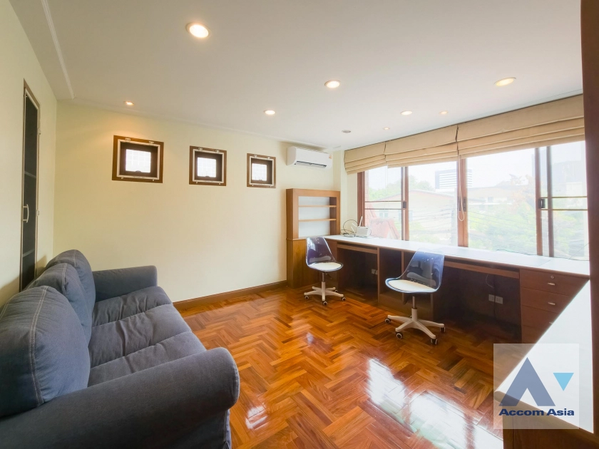 7  3 br Townhouse For Rent in Sukhumvit ,Bangkok BTS Phrom Phong at Villa 49 1815087