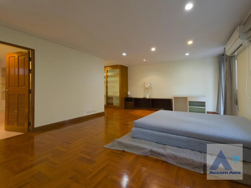 27  3 br Townhouse For Rent in Sukhumvit ,Bangkok BTS Phrom Phong at Villa 49 1815087