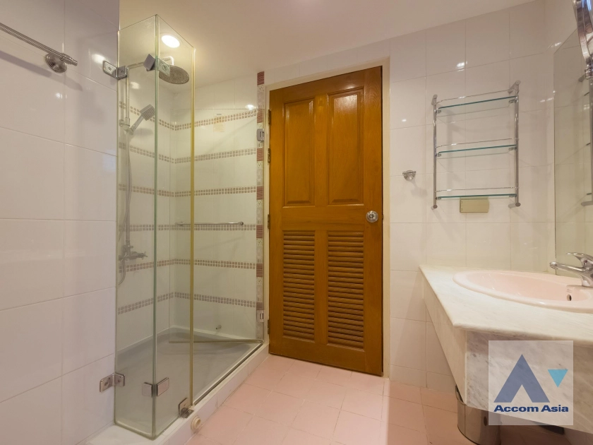 29  3 br Townhouse For Rent in Sukhumvit ,Bangkok BTS Phrom Phong at Villa 49 1815087