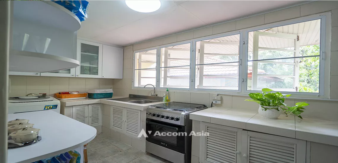 8  3 br Apartment For Rent in Sukhumvit ,Bangkok BTS Phrom Phong at Greenery Space 1002701