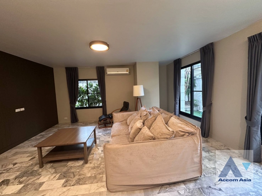 8  3 br Apartment For Rent in Sukhumvit ,Bangkok BTS Asok - MRT Sukhumvit at Contemporary Mansion 1415100