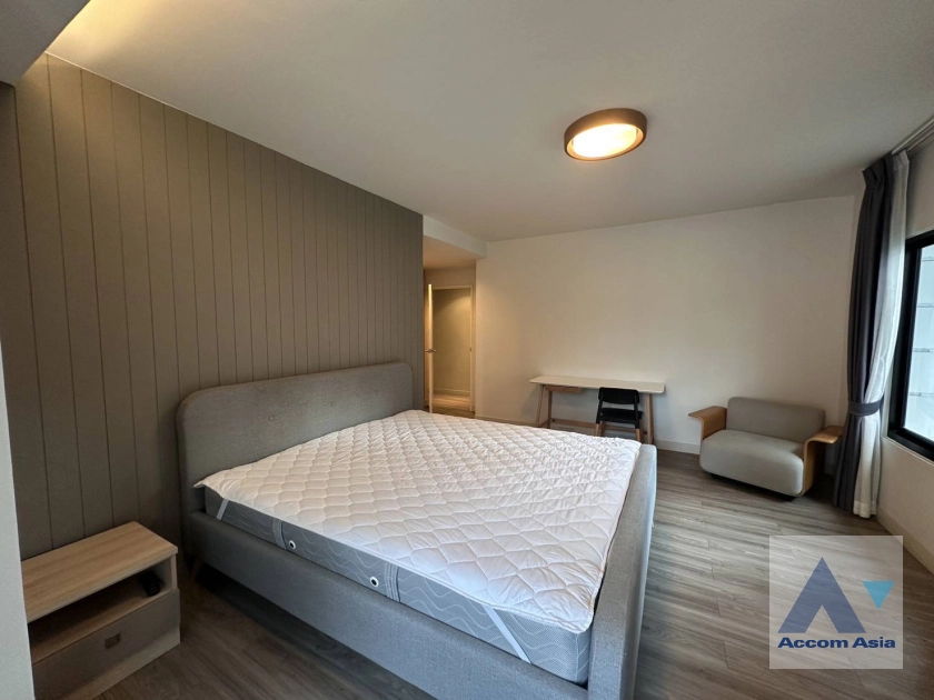 18  3 br Apartment For Rent in Sukhumvit ,Bangkok BTS Asok - MRT Sukhumvit at Contemporary Mansion 1415100