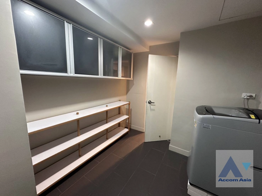 13  3 br Apartment For Rent in Sukhumvit ,Bangkok BTS Asok - MRT Sukhumvit at Contemporary Mansion 1415100