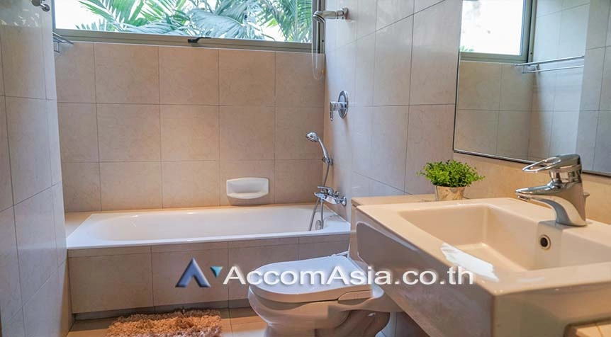 9  3 br Apartment For Rent in Ploenchit ,Bangkok BTS Ploenchit - MRT Lumphini at Modern Retro - 2 Units / floor 1415167