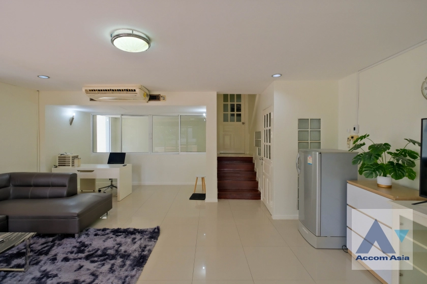 6  4 br House for rent and sale in Sukhumvit ,Bangkok BTS Phrom Phong 2515220