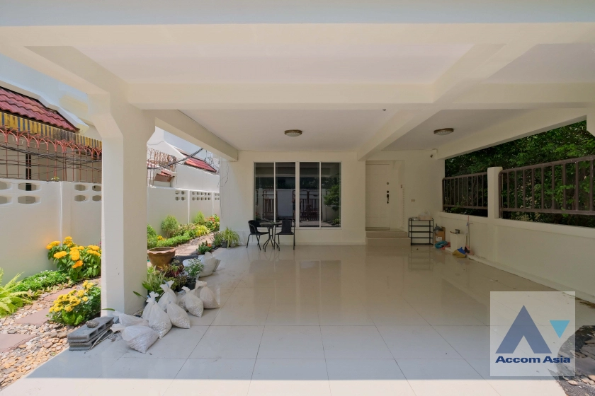 27  4 br House For Rent in sukhumvit ,Bangkok BTS Phrom Phong 2515220