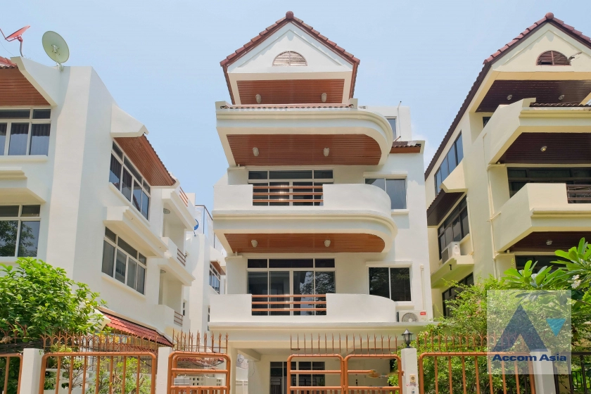 29  4 br House For Rent in sukhumvit ,Bangkok BTS Phrom Phong 2515220