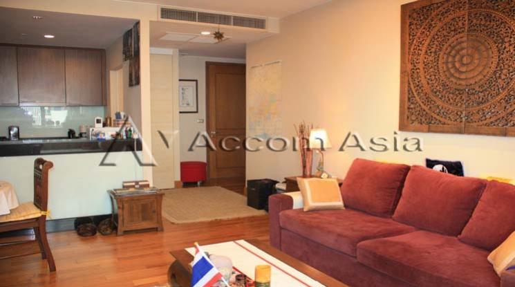 unit 2 Bedrooms  Condominium For Rent & Sale in Sathorn, Bangkok  near BTS Chong Nonsi (1515294)