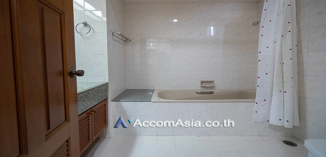 11  3 br Condominium For Rent in Sukhumvit ,Bangkok BTS Phrom Phong at Ruamsuk Condominium 1515299