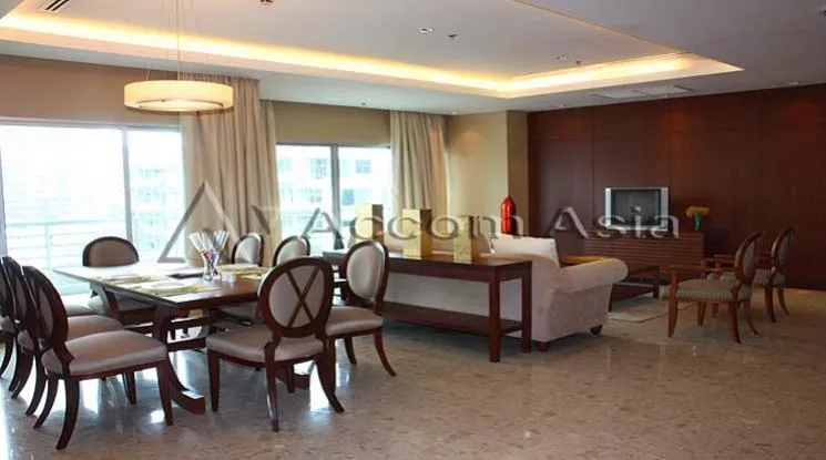  Elegance and Traditional Luxury Apartment  3 Bedroom for Rent BTS Ploenchit in Ploenchit Bangkok