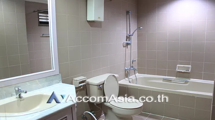 10  3 br Apartment For Rent in Sukhumvit ,Bangkok BTS Phrom Phong at Greenery garden and privacy 1415326