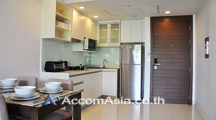 unit 1 Bedroom  Apartment For Rent in Sathorn, Bangkok  near BTS Surasak (1415329)