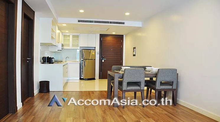 unit 1 Bedroom  Apartment For Rent in Sathorn, Bangkok  near BTS Surasak (1415330)