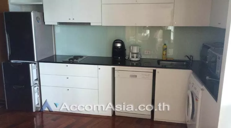 unit 1 Bedroom  Condominium For Rent in Ploenchit, Bangkok  near BTS Chitlom (1515359)