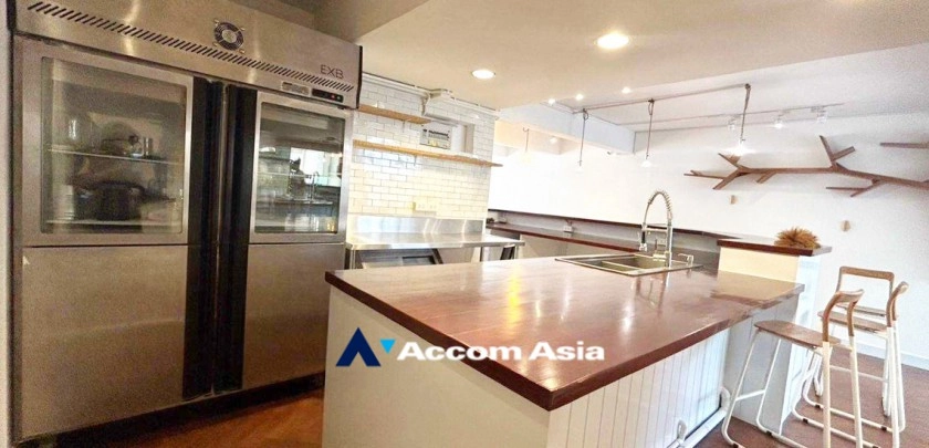 8  2 br House for rent and sale in Sukhumvit ,Bangkok BTS Thong Lo - BTS Ekkamai 2515361