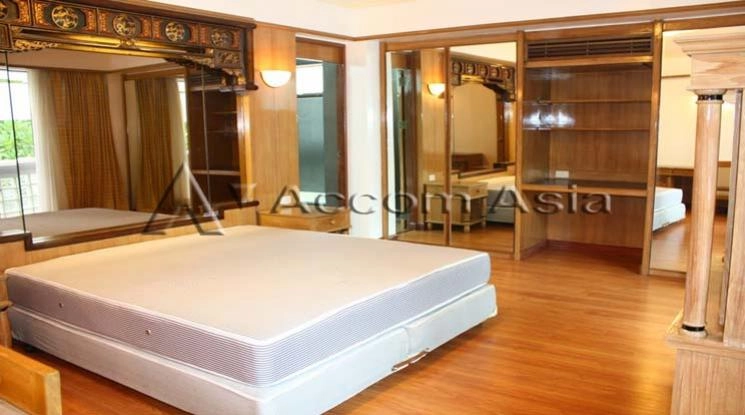 8  2 br Apartment For Rent in Sukhumvit ,Bangkok BTS Phrom Phong at Greenery garden and privacy 1415372