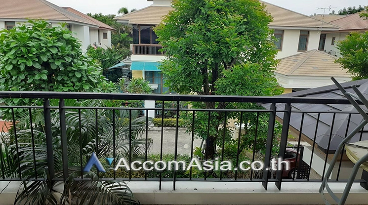 11  3 br House For Rent in Pattanakarn ,Bangkok  at Peaceful compound 1715389