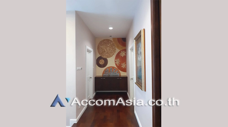 14  3 br House For Rent in Pattanakarn ,Bangkok  at Peaceful compound 1715389