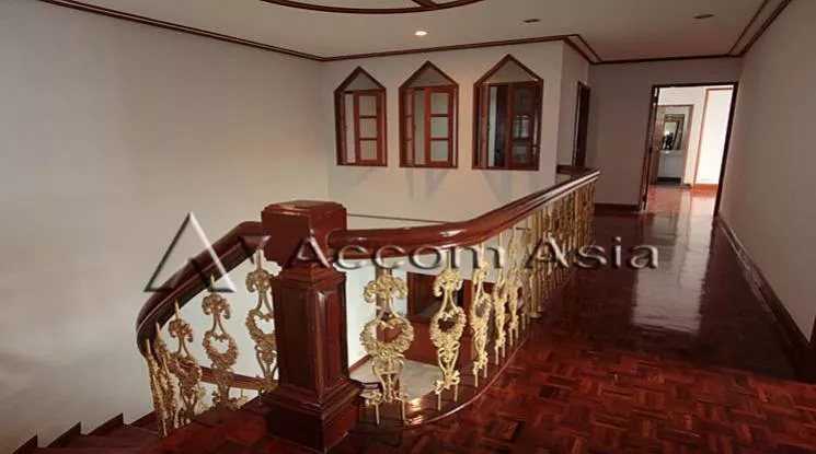 6  4 br Apartment For Rent in Sukhumvit ,Bangkok BTS Asok - MRT Sukhumvit at Convenience for your family 1415421