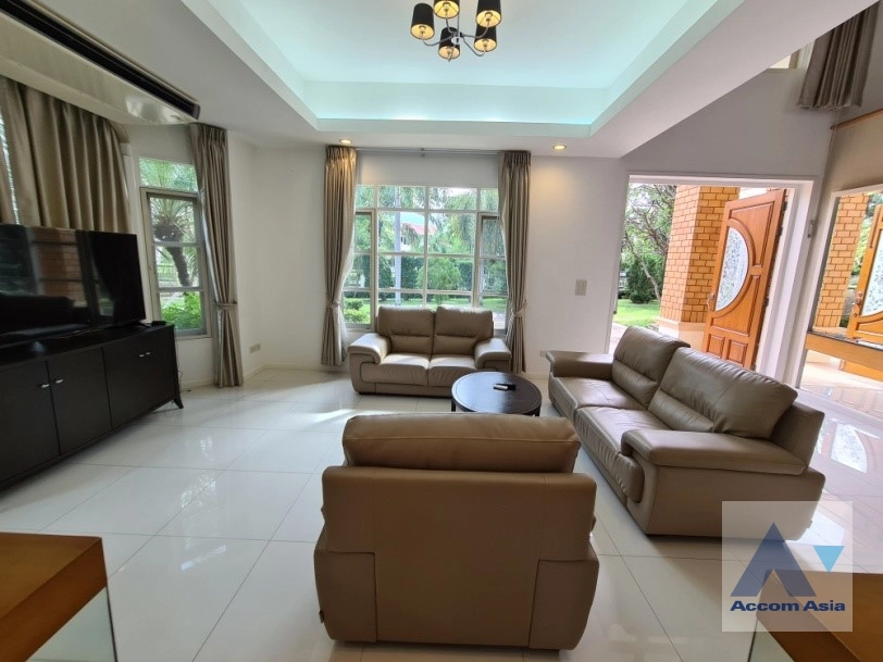 5  4 br House For Rent in Bang Na ,Bangkok  at Nantawan Village Srinakarin 1815444