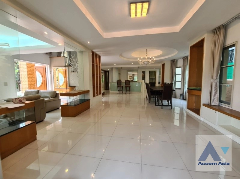 6  4 br House For Rent in Bang Na ,Bangkok  at Nantawan Village Srinakarin 1815444