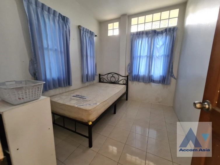 22  4 br House For Rent in Bang Na ,Bangkok  at Nantawan Village Srinakarin 1815444