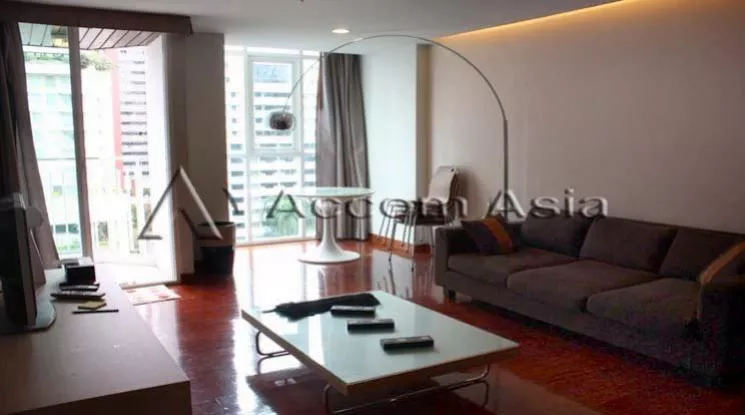 unit 2 Bedrooms  Condominium For Rent in Ploenchit, Bangkok  near BTS Chitlom (1515447)