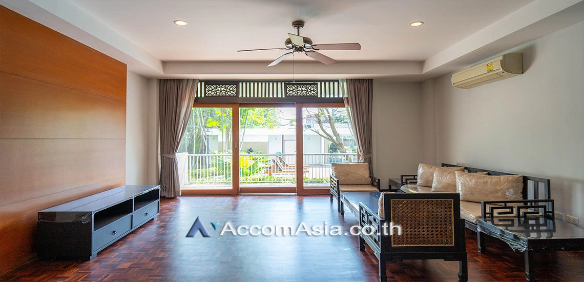 unitPet friendly |  2 Bedrooms  Apartment For Rent & Sale in Sathorn, Bangkok  near BTS Chong Nonsi - MRT Lumphini (1415449)