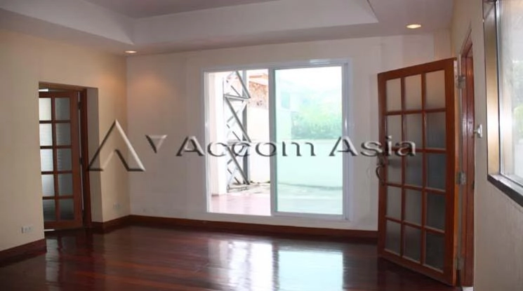  1  6 br House For Rent in Sukhumvit ,Bangkok BTS Ploenchit 1715450