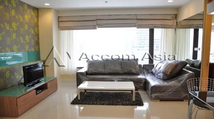  1 Bedroom  Condominium For Rent in Sathorn, Bangkok  near MRT Khlong Toei (1515459)