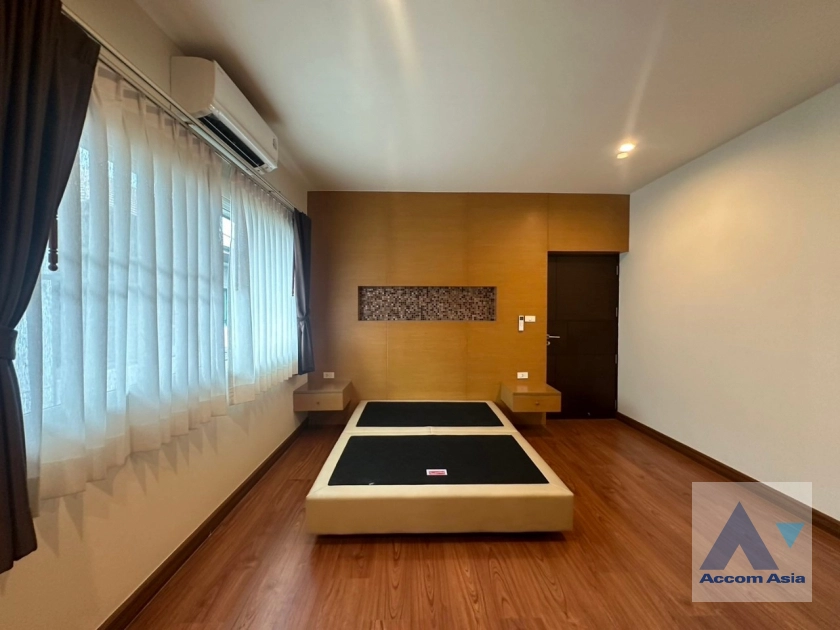 13  4 br House for rent and sale in Ramkhamhaeng ,Bangkok MRT Si Kritha at Baan Issara Rama 9 2315464