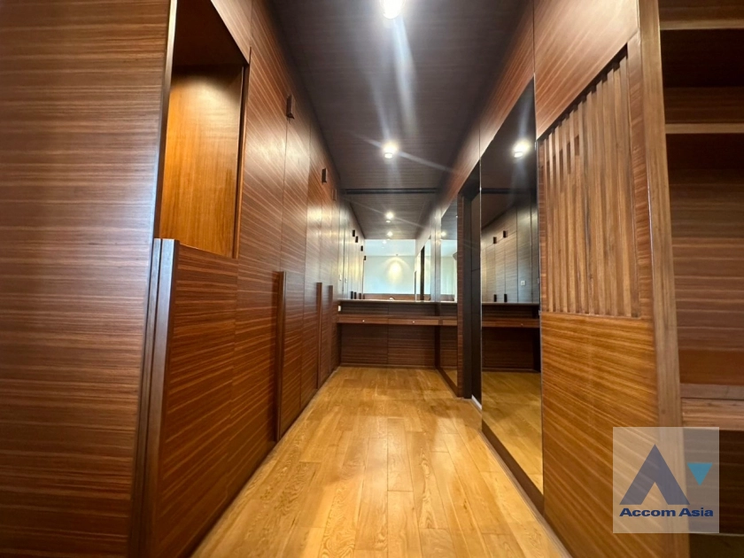 24  4 br House for rent and sale in Ramkhamhaeng ,Bangkok MRT Si Kritha at Baan Issara Rama 9 2315464