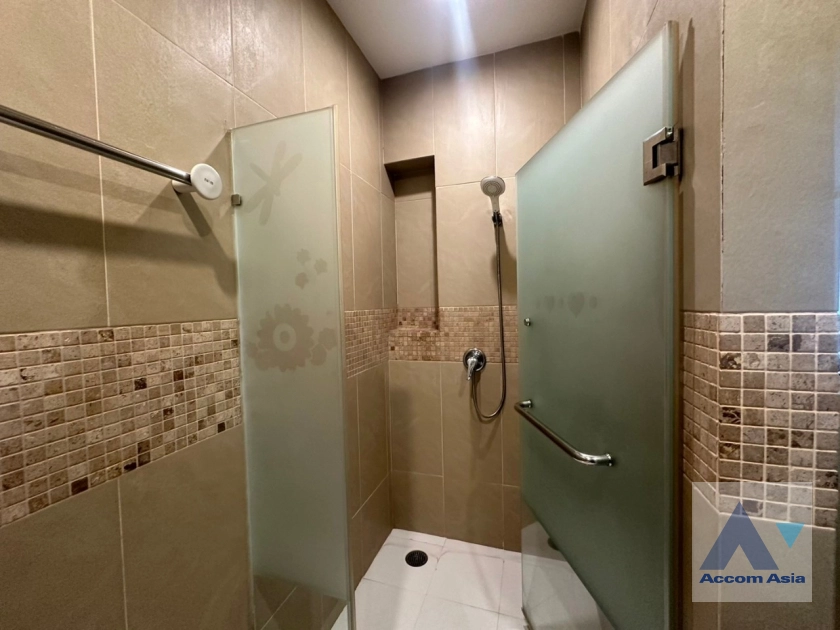 33  4 br House for rent and sale in Ramkhamhaeng ,Bangkok MRT Si Kritha at Baan Issara Rama 9 2315464