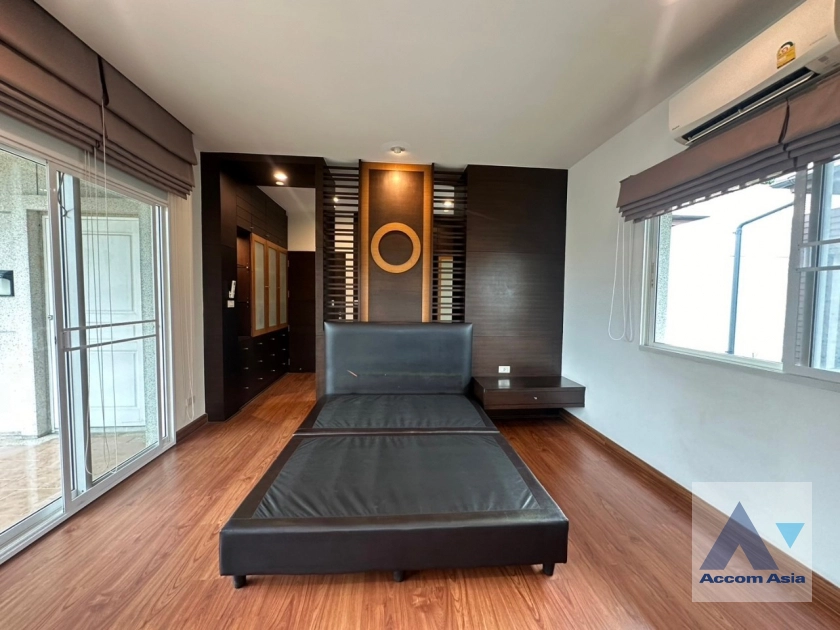 10  4 br House for rent and sale in Ramkhamhaeng ,Bangkok MRT Si Kritha at Baan Issara Rama 9 2315464