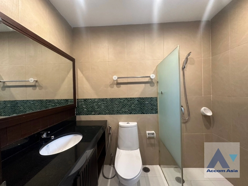 38  4 br House for rent and sale in Ramkhamhaeng ,Bangkok MRT Si Kritha at Baan Issara Rama 9 2315464