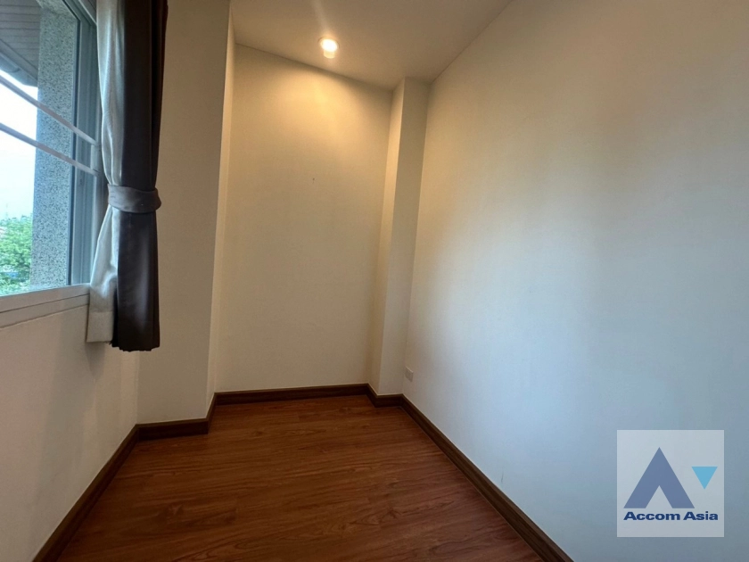 21  4 br House for rent and sale in Ramkhamhaeng ,Bangkok MRT Si Kritha at Baan Issara Rama 9 2315464