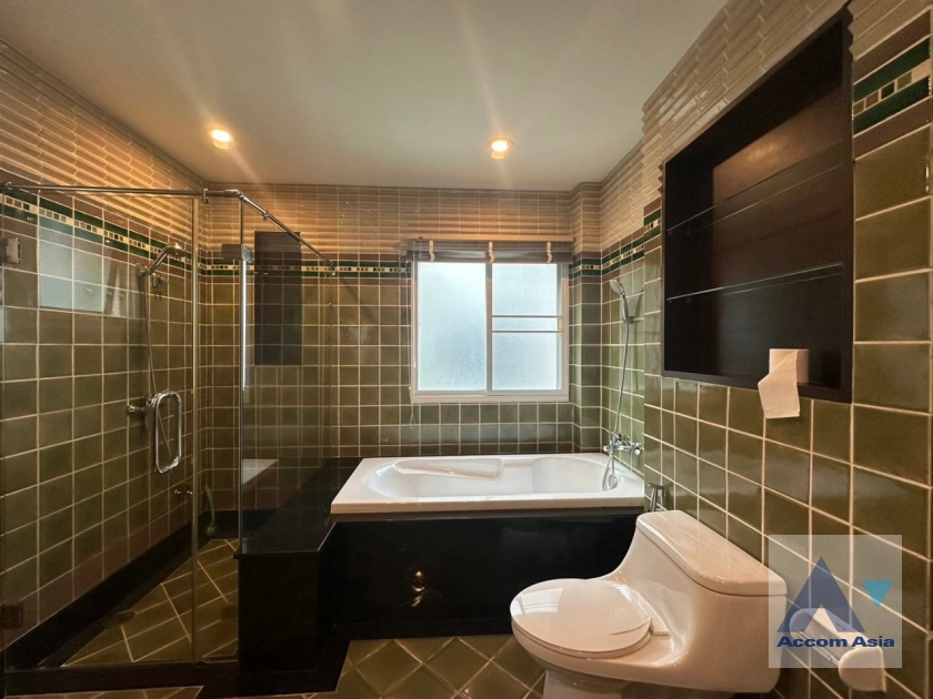 31  4 br House for rent and sale in Ramkhamhaeng ,Bangkok MRT Si Kritha at Baan Issara Rama 9 2315464