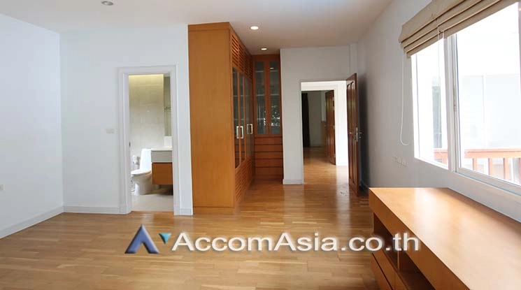 10  4 br House for rent and sale in Sukhumvit ,Bangkok BTS Thong Lo at Privacy and Peaceful 1815488