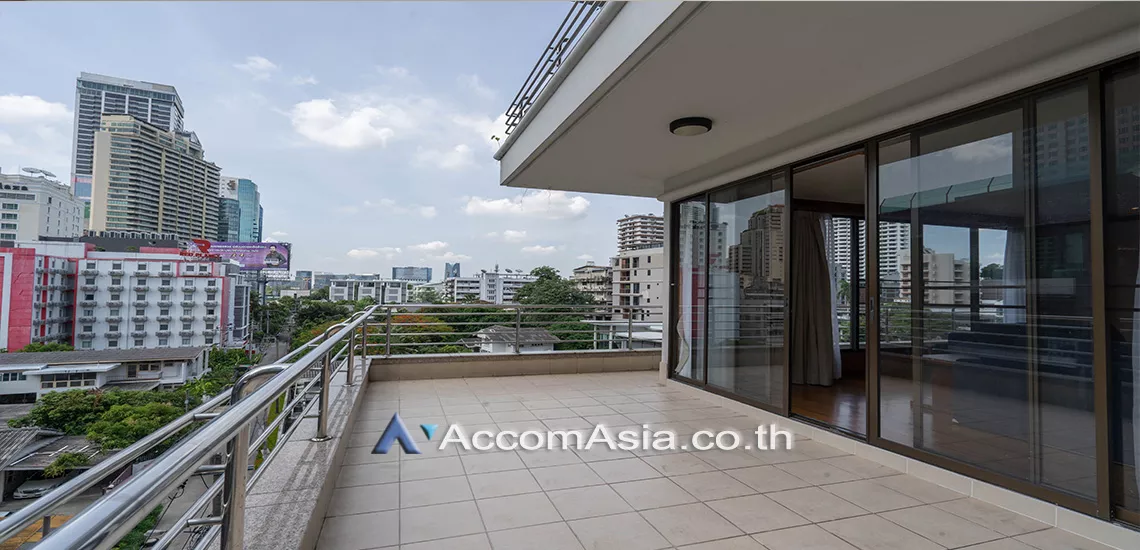 4 Bedrooms  Apartment For Rent in Sukhumvit, Bangkok  near BTS Asok - MRT Sukhumvit (1415504)